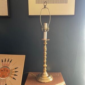 Vintage Brass Barley Twist Candlestick Table Lamp Hollywood Regency MCM
